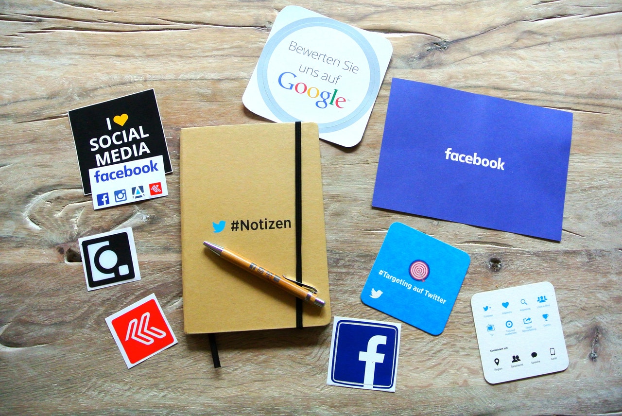 Affecting Social Media