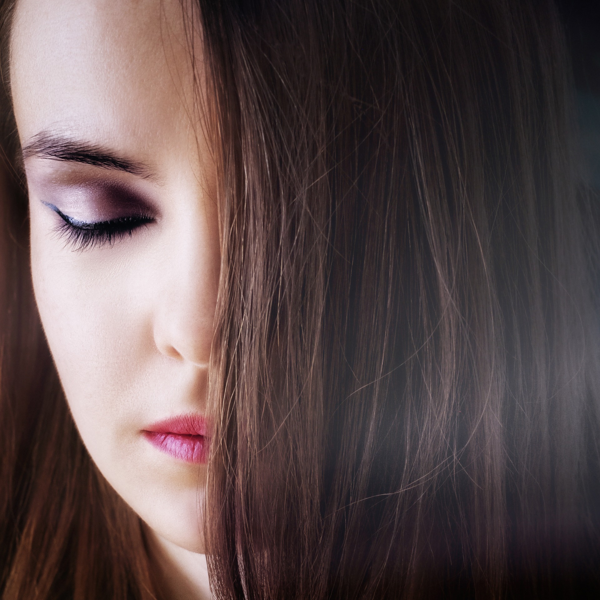 8 Best Tips To Take Care of Your Healthy & Long Hair