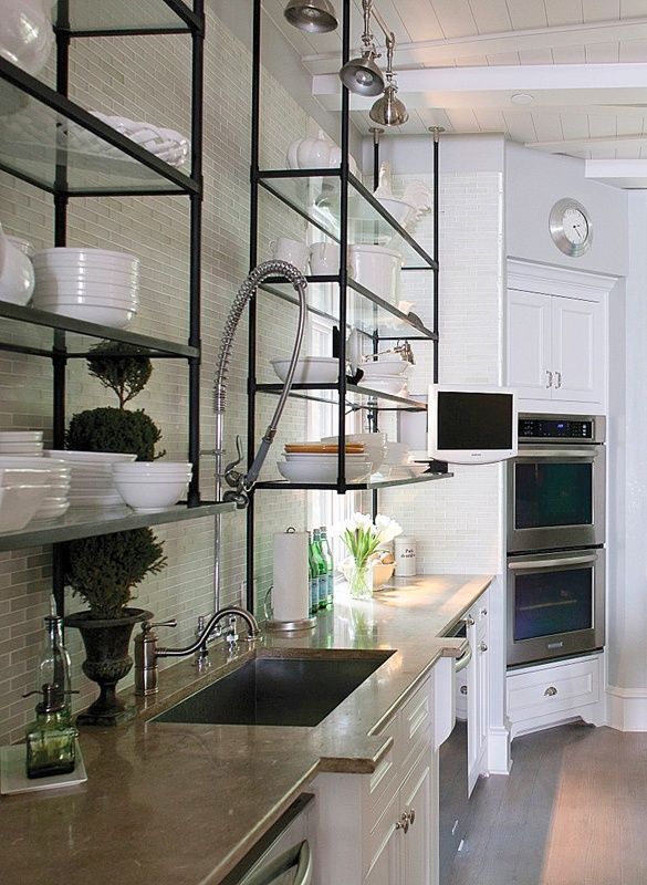 6 Top Ideas To Have Custom Glass Shelves For An Organized Room